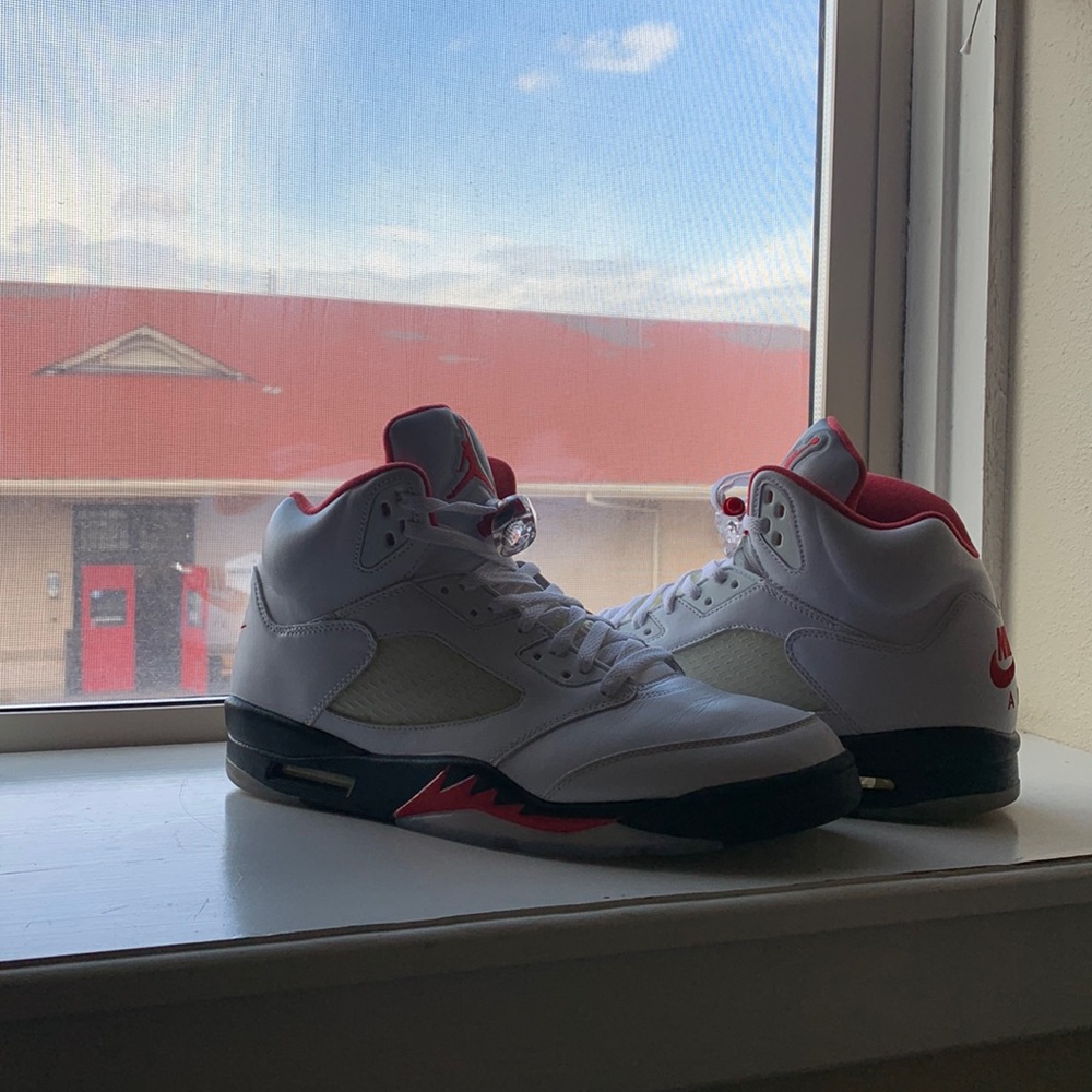 Air Jordan 5 Fire Red